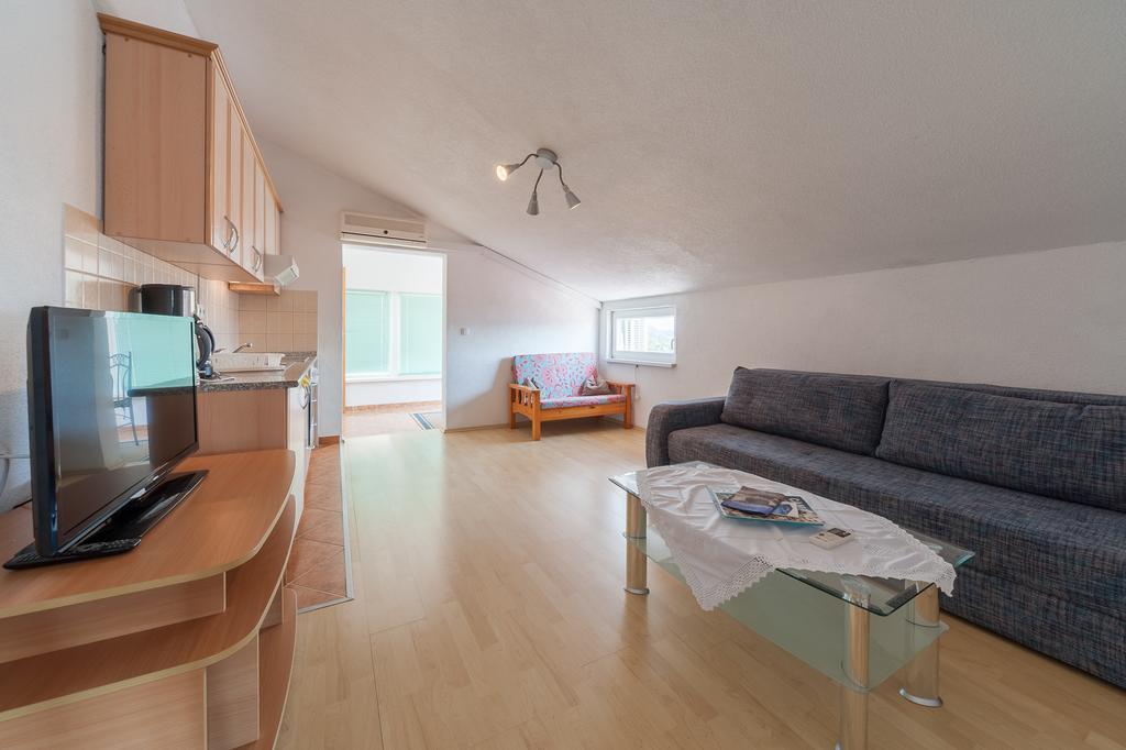 Apartmenthaus Hana Karlobag Zewnętrze zdjęcie